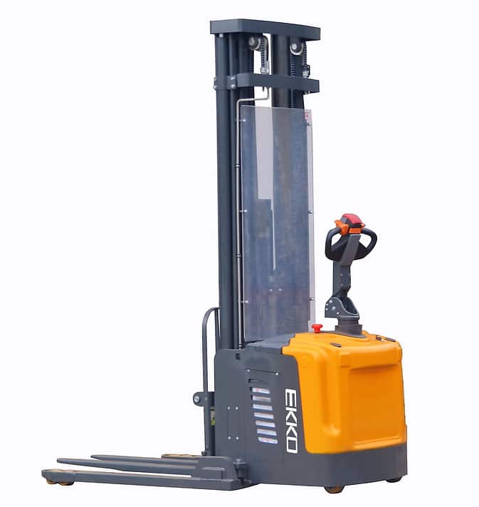 Ekko Eb16Ea Fully Powered Straddle Stacker